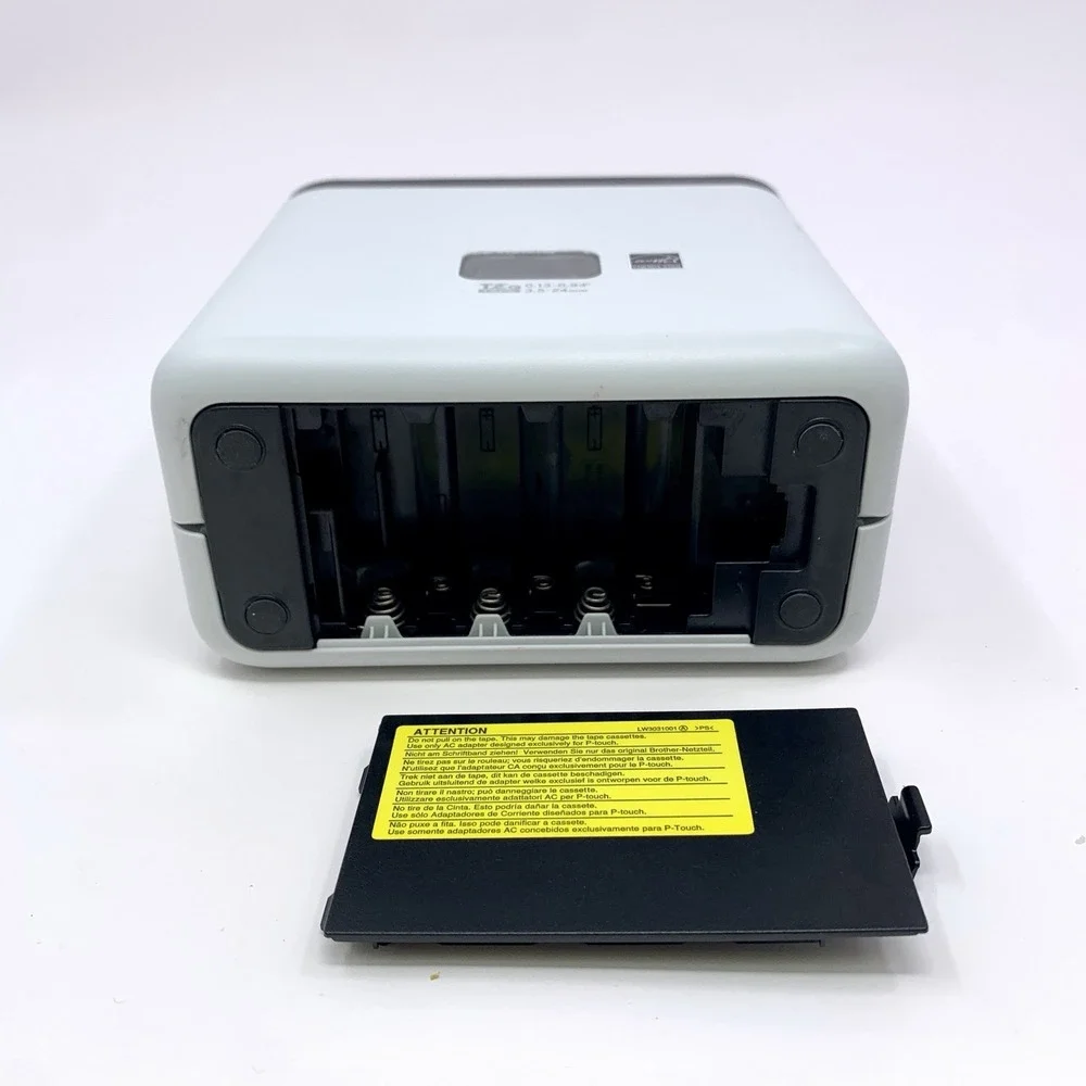 Brother P-Touch PT-P700 USB Thermal Label Maker, B&W 180dpi, w Adapter & USB
